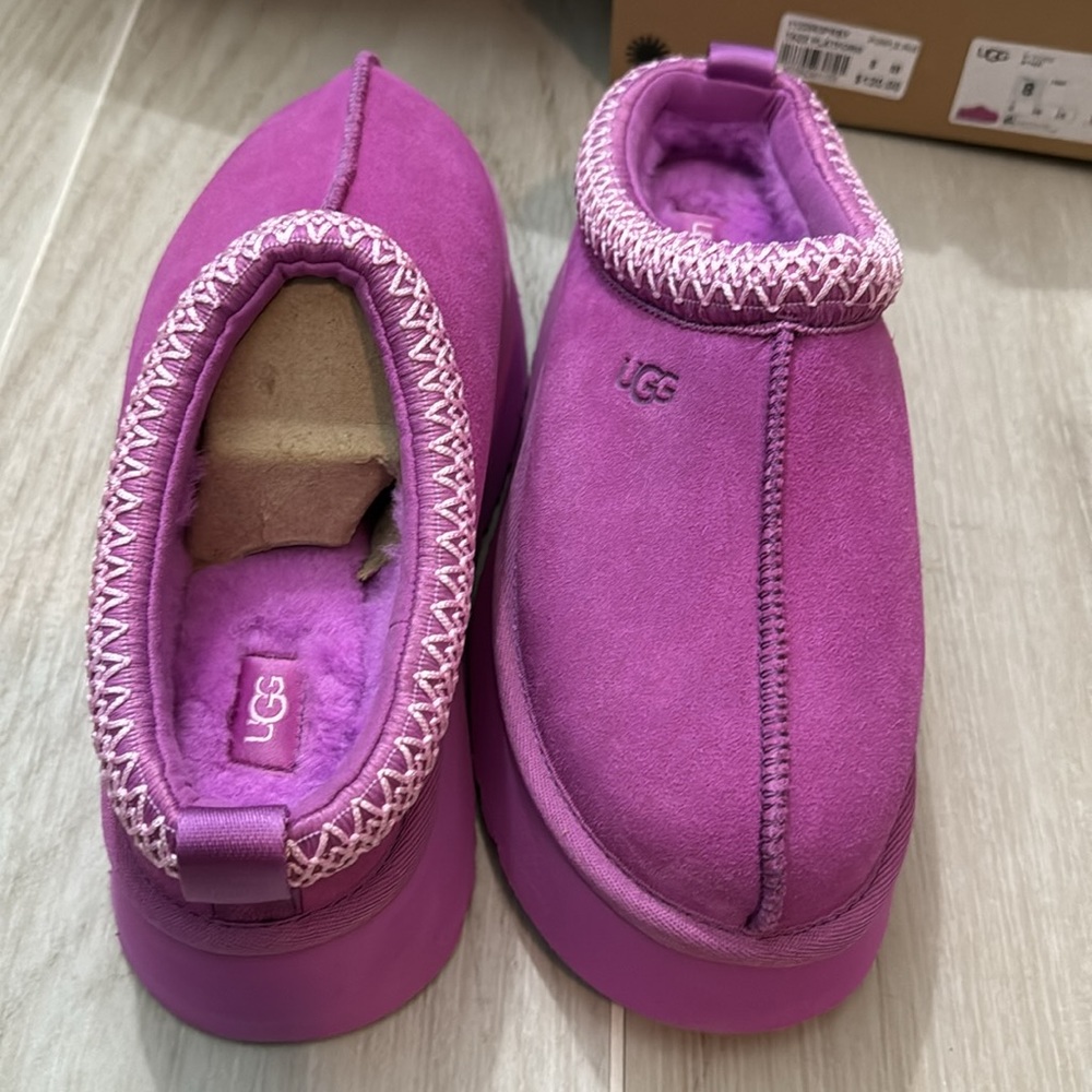 UGG TAZZ PLATFORM PURPLE RUBY 8M